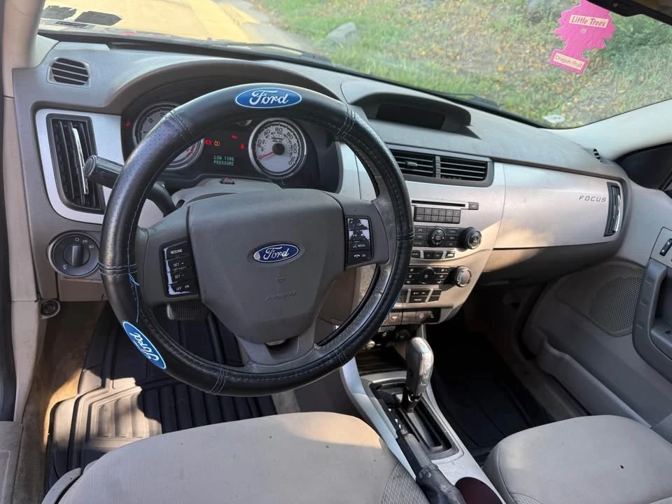 2009 Ford Focus 2nd Gen - Image 4 of 9