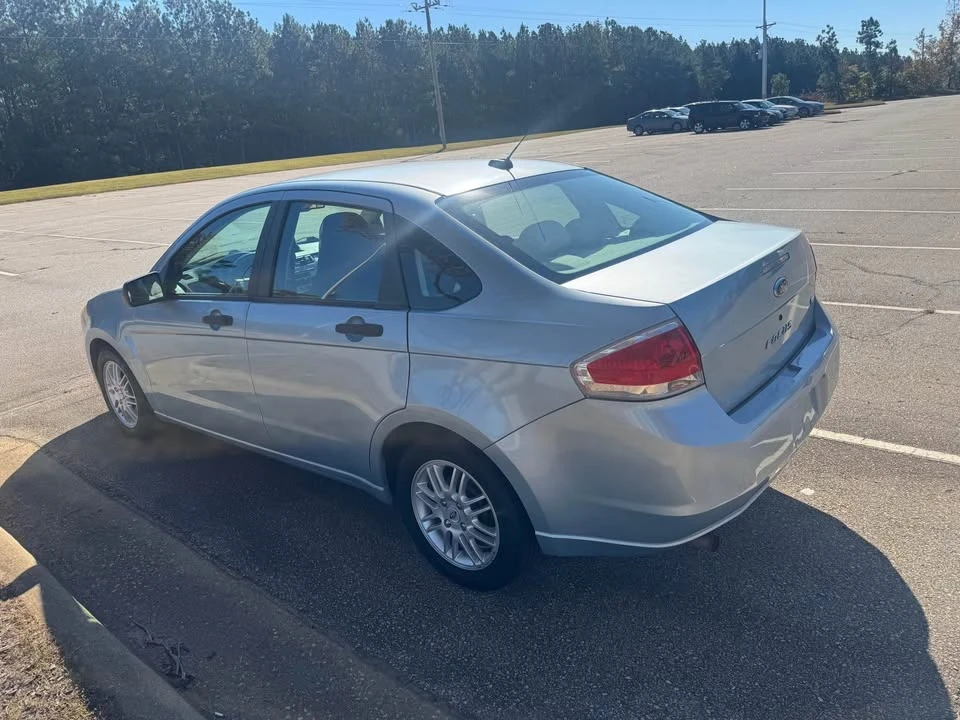 2009 Ford Focus 2nd Gen - Image 7 of 9