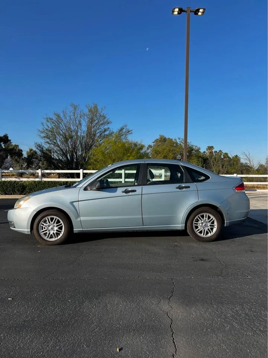 2009 Ford Focus 2nd Gen - Image 5 of 12