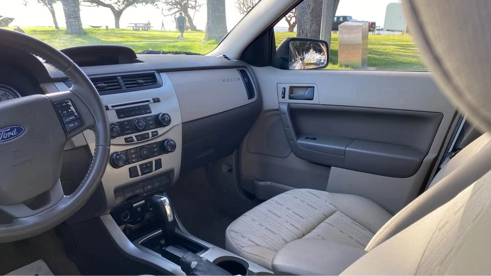 2009 Ford Focus 2nd Gen - Image 11 of 14
