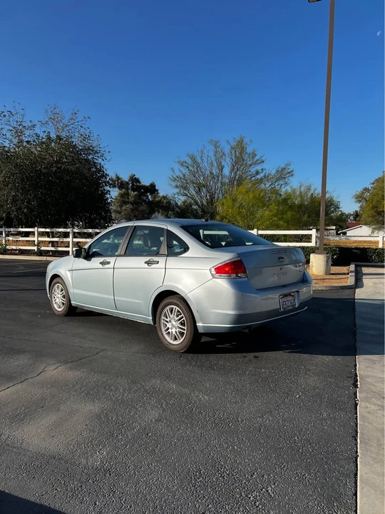 2009 Ford Focus 2nd Gen - Image 8 of 12