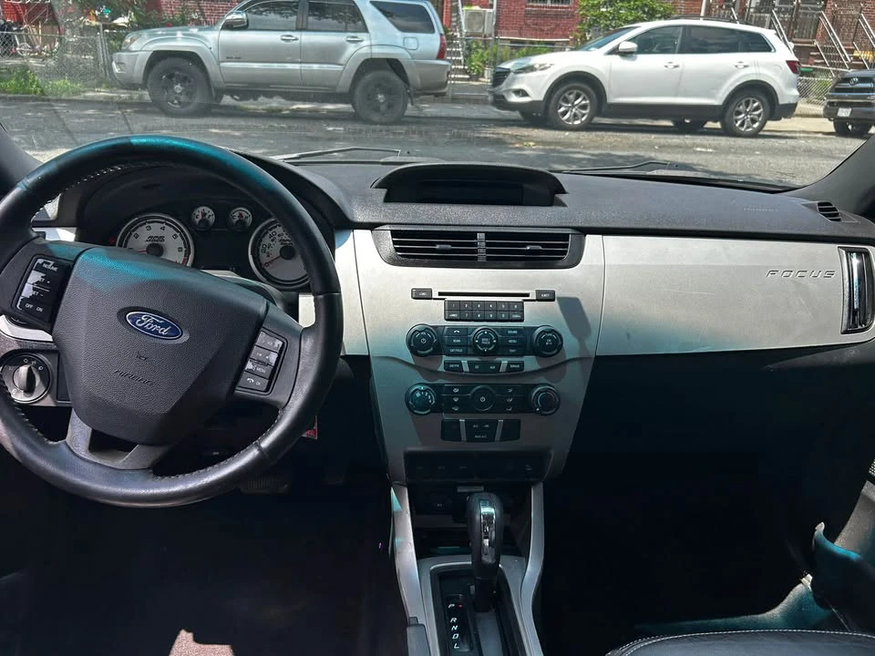 2009 Ford Focus 2nd Gen - Image 8 of 10