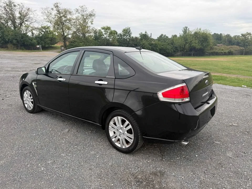 2009 Ford Focus 2nd Gen - Image 2 of 14