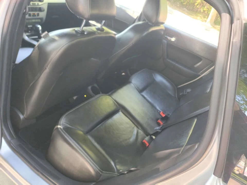 2009 Ford Focus 2nd Gen - Image 6 of 7