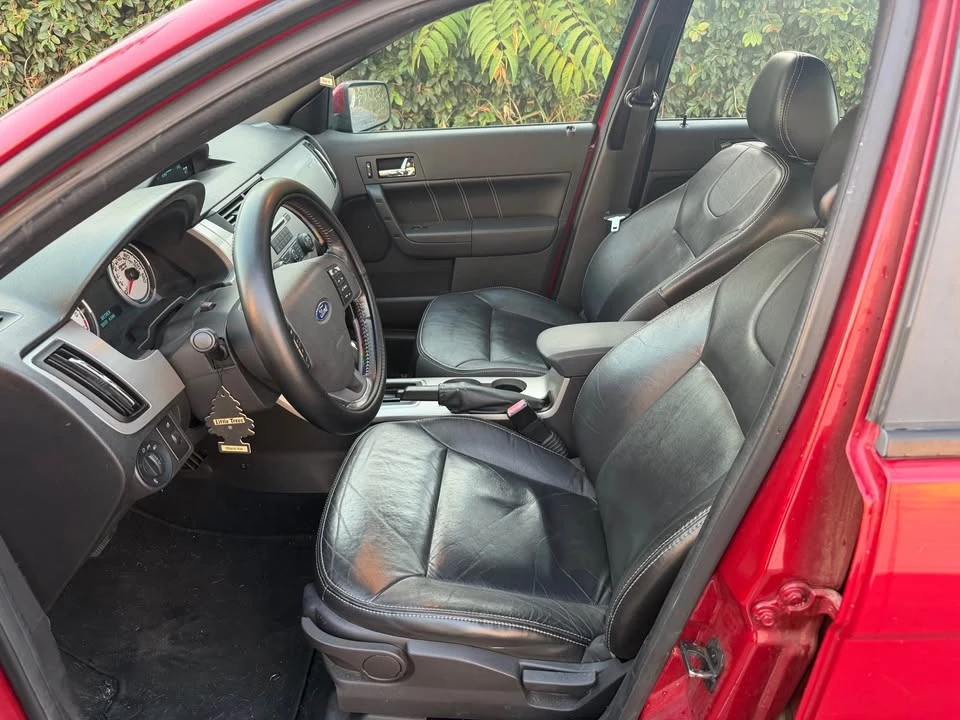 2009 Ford Focus 2nd Gen - Image 10 of 12