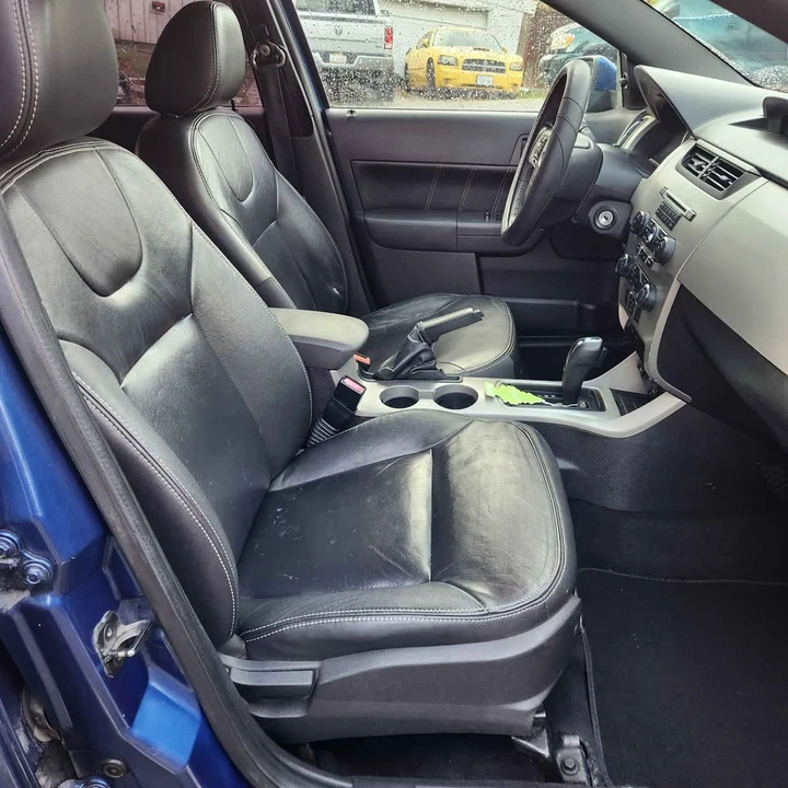 2009 Ford Focus 2nd Gen - Image 11 of 13