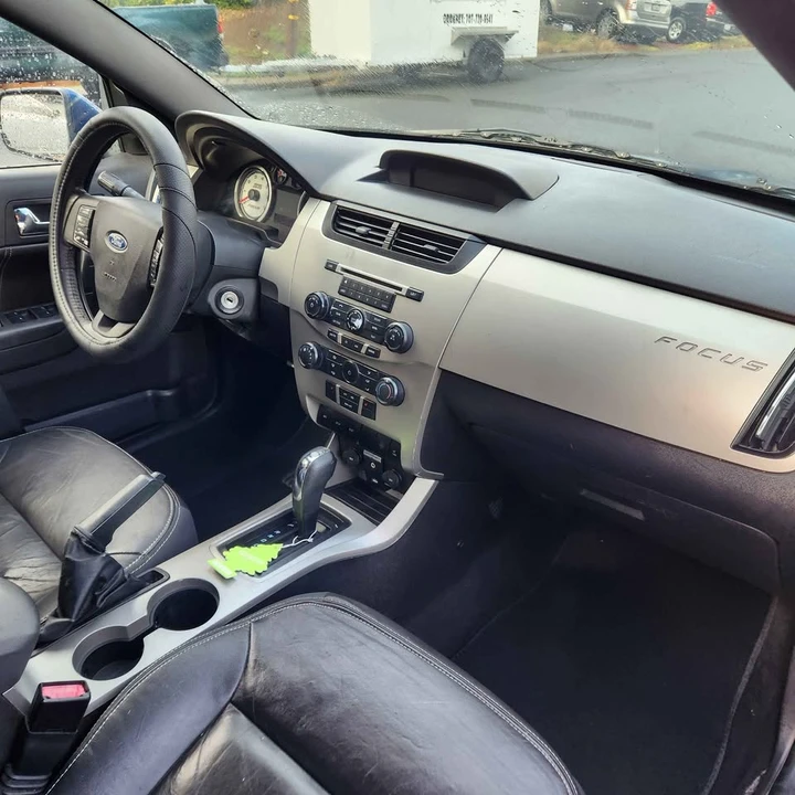 2009 Ford Focus 2nd Gen - Image 10 of 13