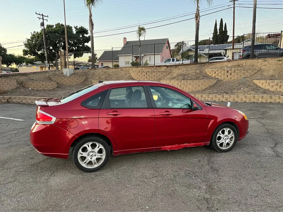 2009 Ford Focus 2nd Gen - Image 5 of 18