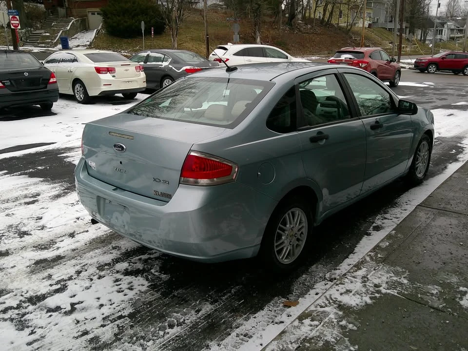 2009 Ford Focus 2nd Gen - Image 5 of 19