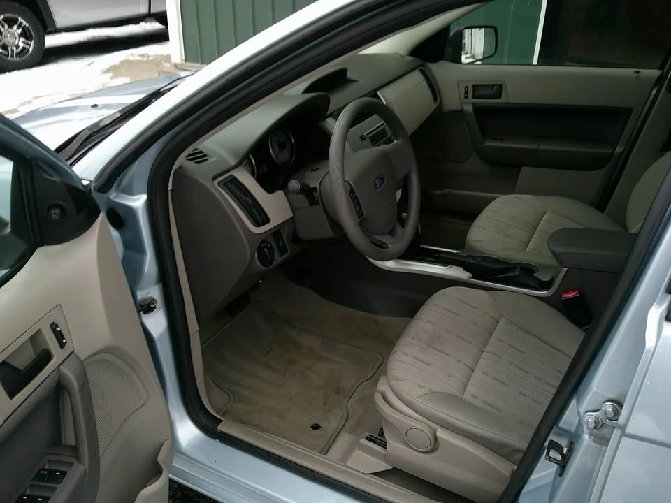 2009 Ford Focus 2nd Gen - Image 10 of 19