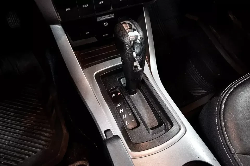 2009 Ford Focus 2nd Gen - Image 10 of 15