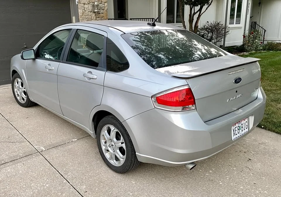 2009 Ford Focus 2nd Gen - Image 3 of 6