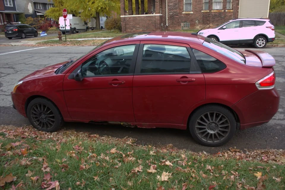 2009 Ford Focus 2nd Gen - Image 2 of 4