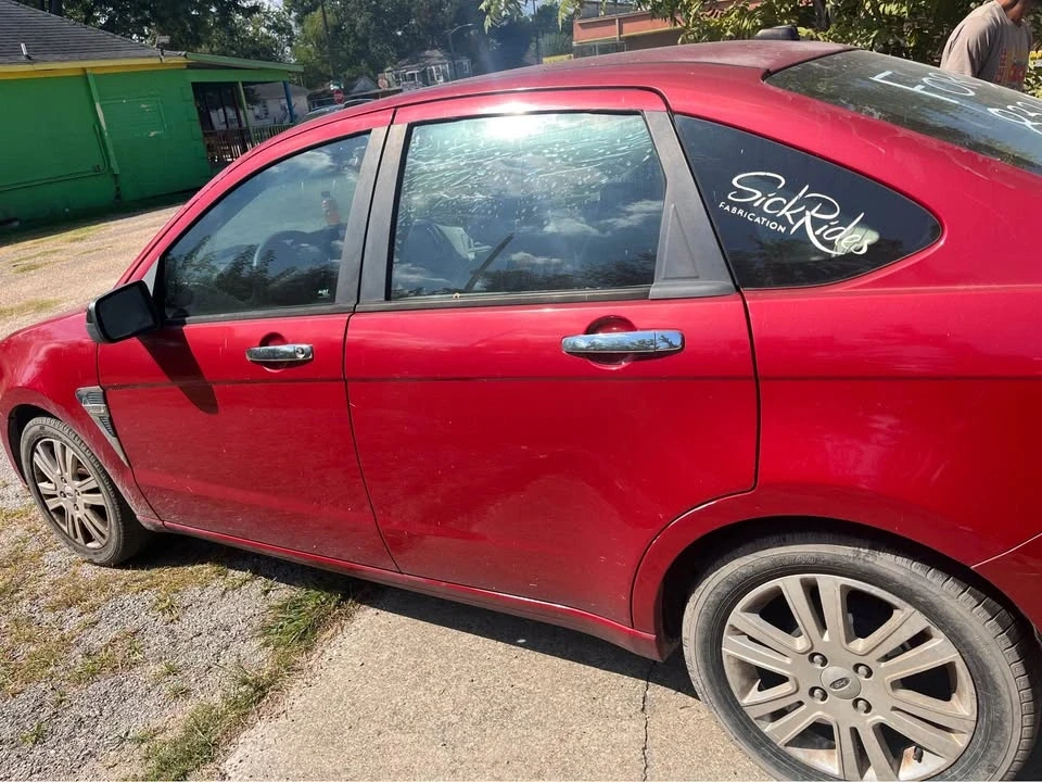 2009 Ford Focus 2nd Gen - Image 2 of 4