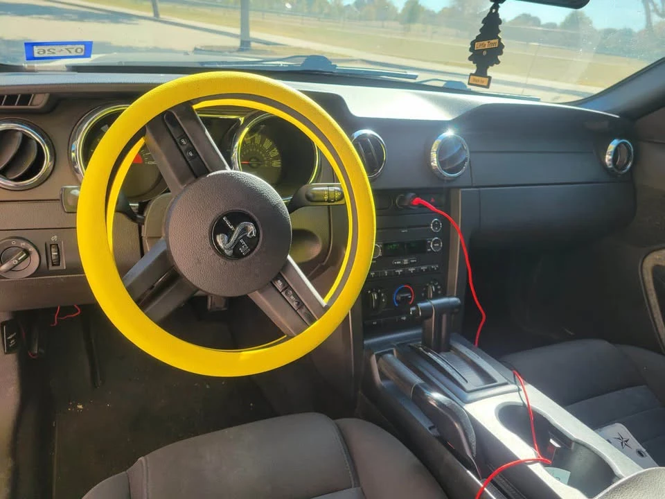 2009 Ford GT - Image 14 of 20