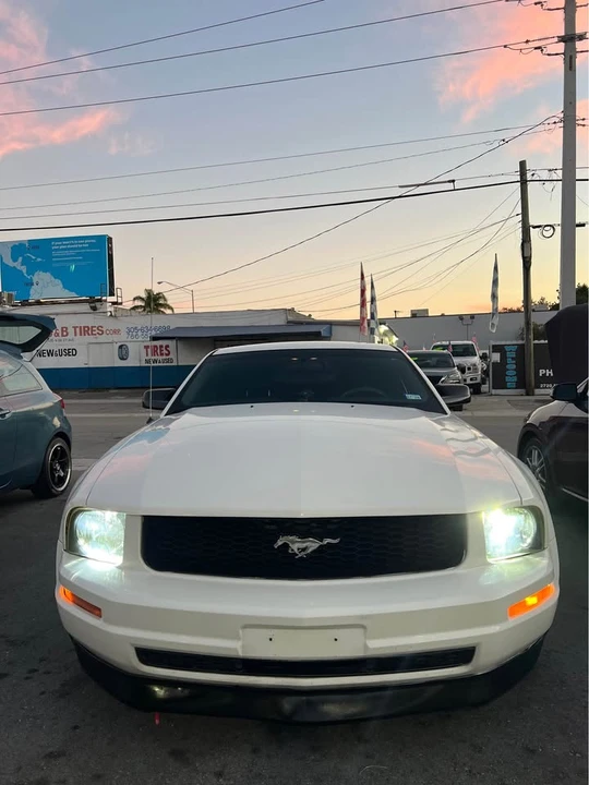 2009 Ford S197 Mustang - Image 3 of 10