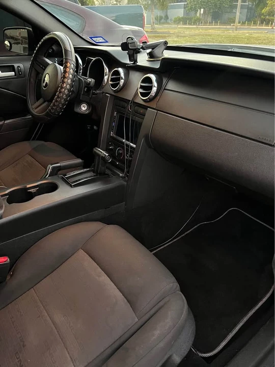 2009 Ford S197 Mustang - Image 9 of 10