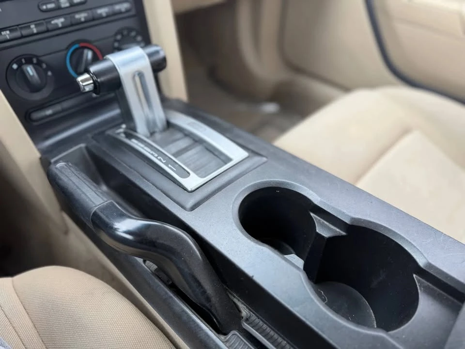 2009 Ford S197 Mustang - Image 12 of 20