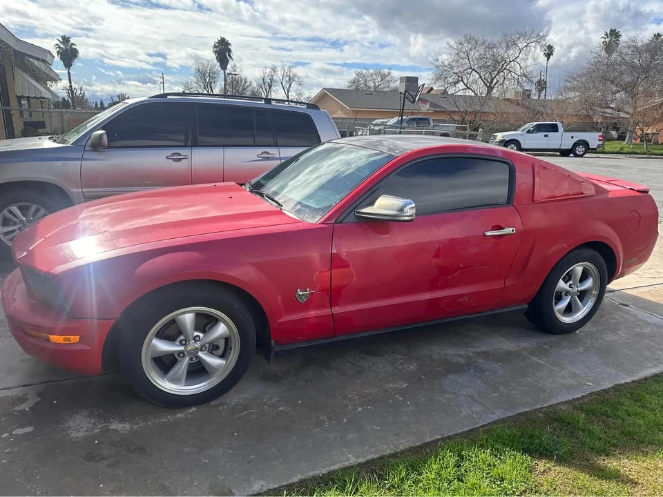 2009 Ford S197 Mustang - Image 5 of 5