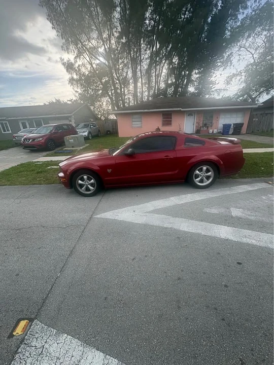 2009 Ford S197 Mustang - Image 6 of 8