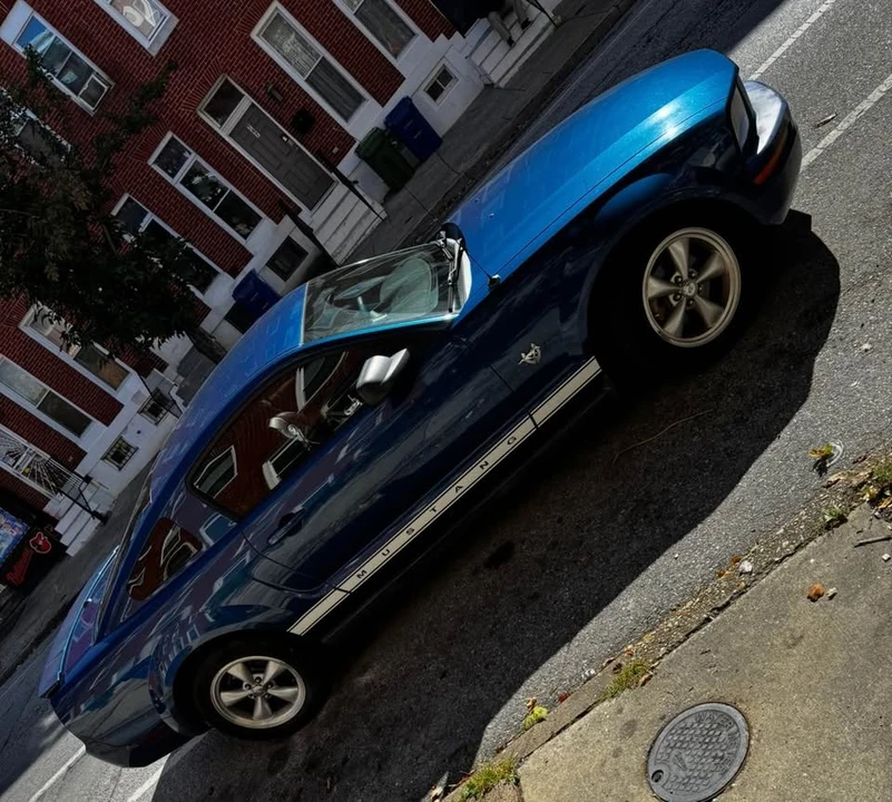 2009 Ford S197 Mustang - Image 2 of 5