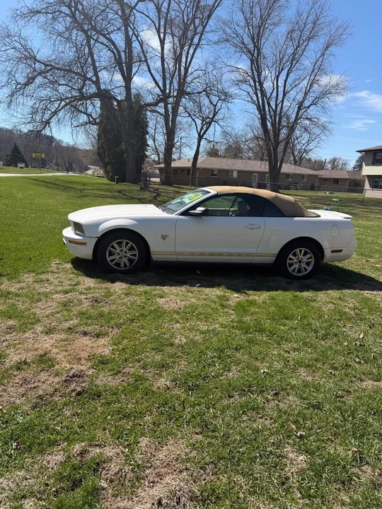 2009 Ford S197 Mustang - Image 3 of 7