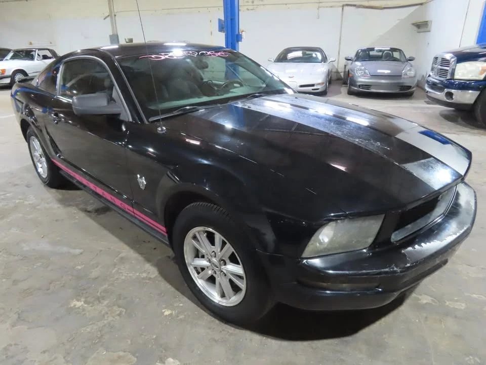 2009 Ford S197 Mustang - Image 3 of 20