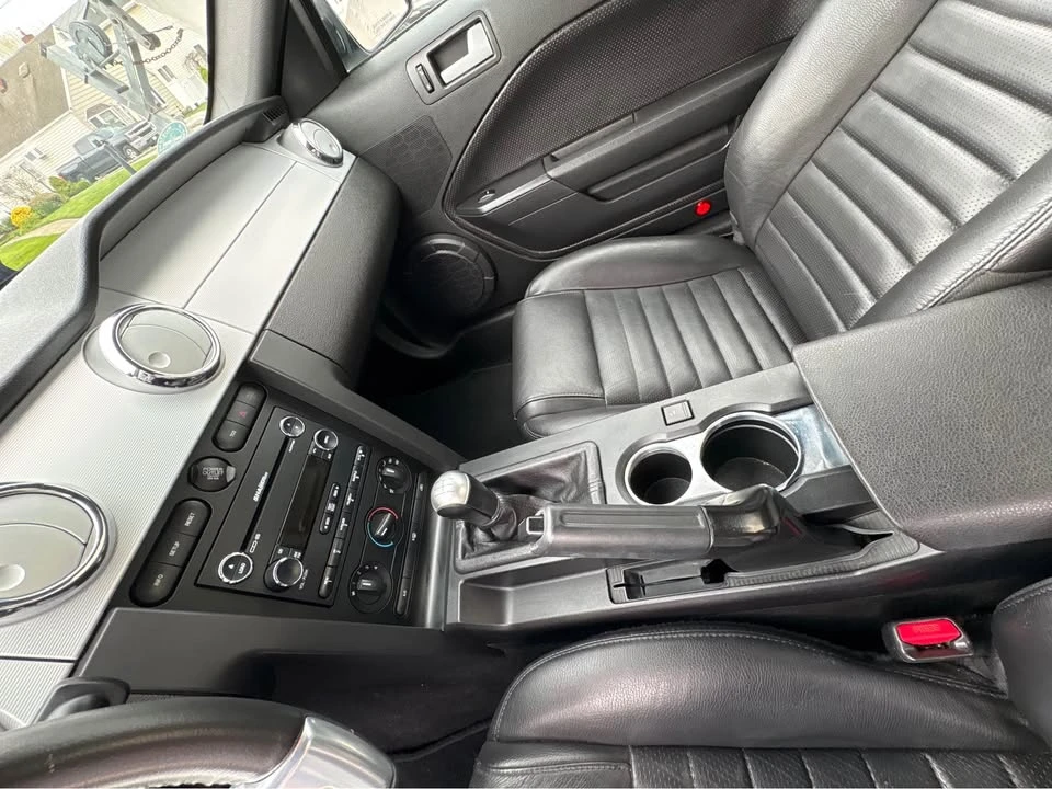 2009 Ford S197 Mustang - Image 11 of 13