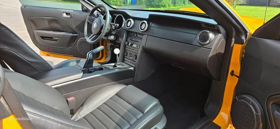 2009 Ford S197 Mustang - Image 9 of 11
