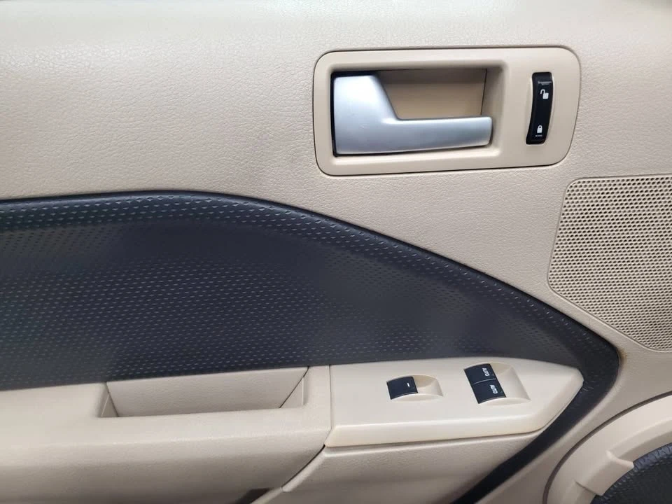 2009 Ford S197 Mustang - Image 10 of 18