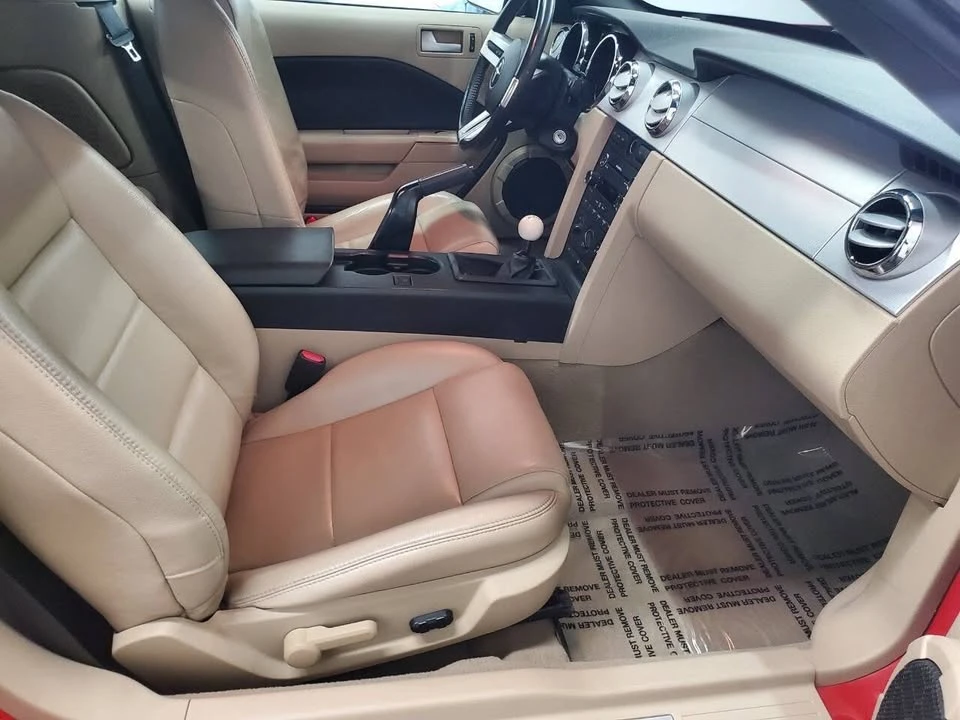 2009 Ford S197 Mustang - Image 13 of 18