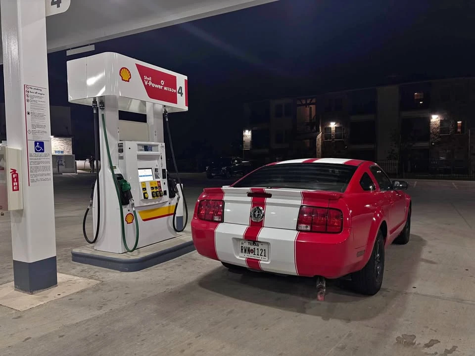 2009 Ford S197 Mustang - Image 2 of 4