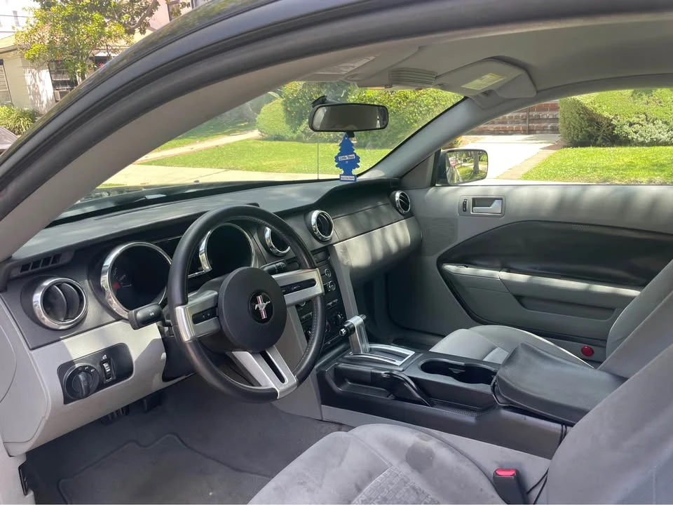 2009 Ford S197 Mustang - Image 7 of 16
