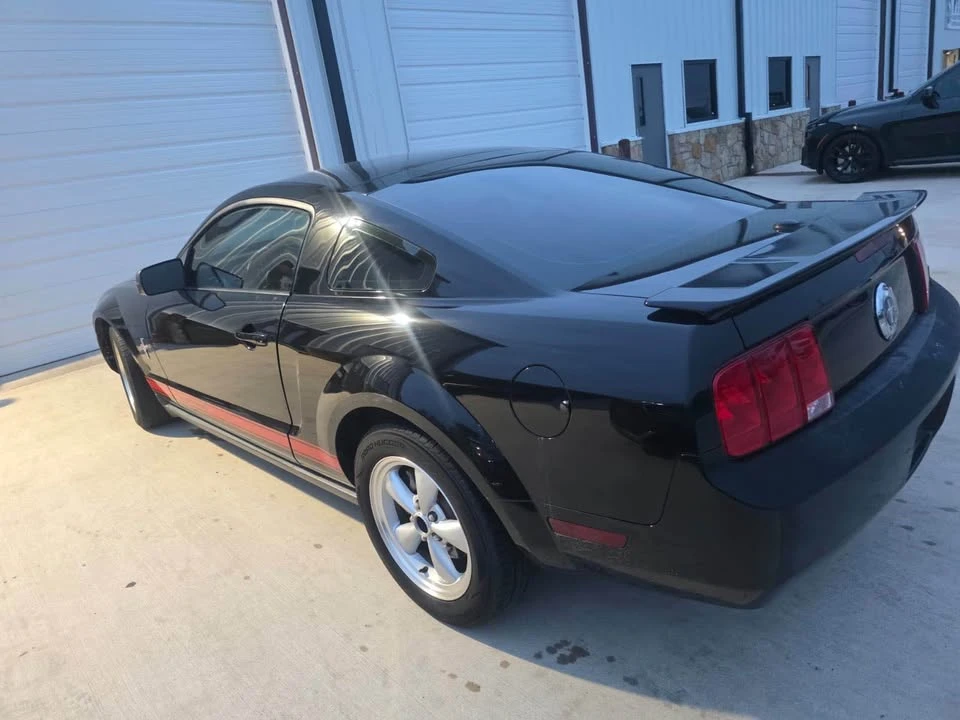 2009 Ford S197 Mustang - Image 9 of 17