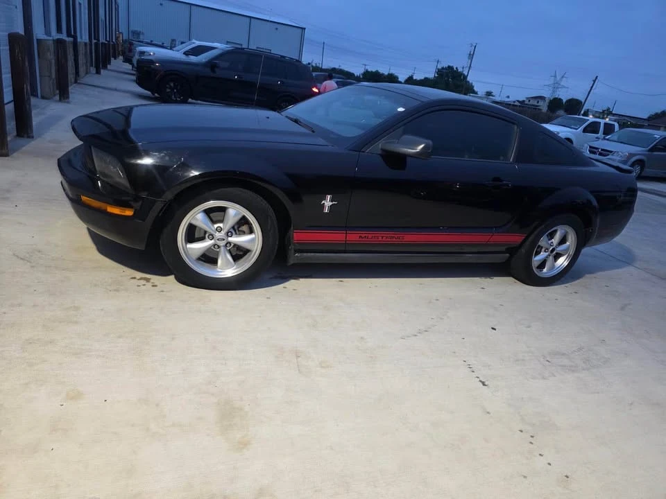 2009 Ford S197 Mustang - Image 14 of 17