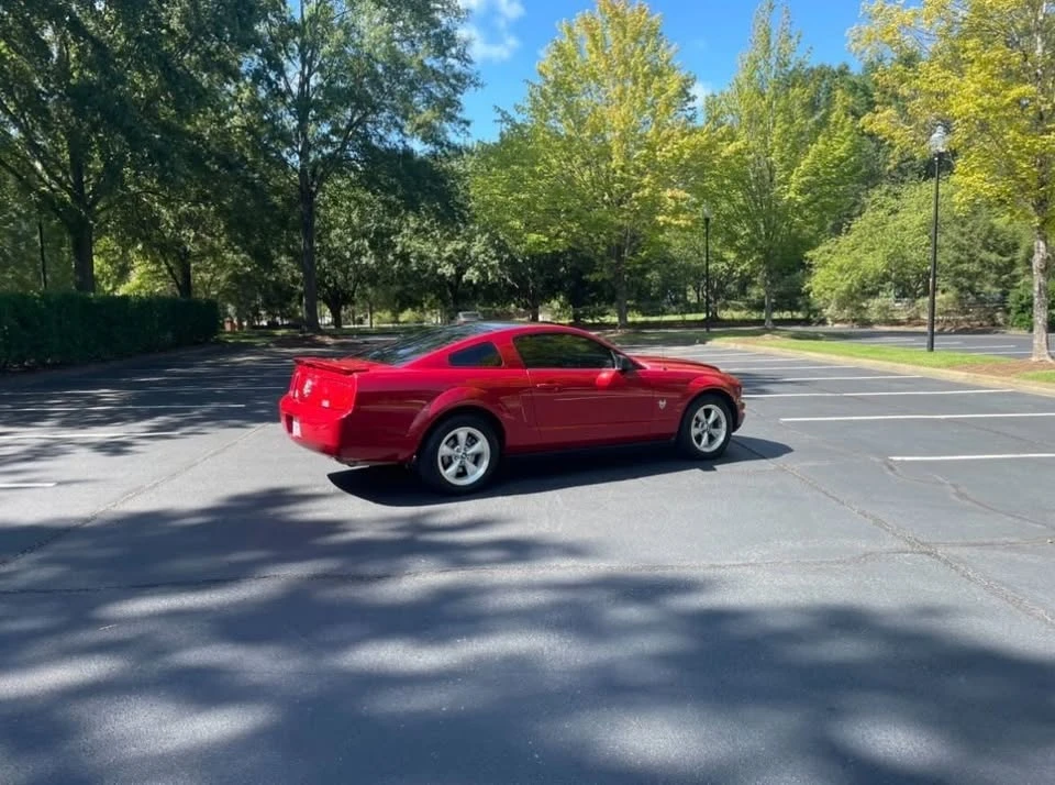2009 Ford S197 Mustang - Image 5 of 11