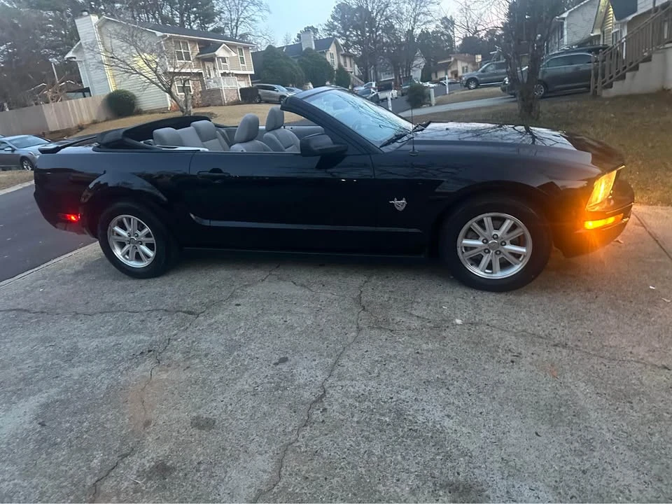 2009 Ford S197 Mustang - Image 4 of 18