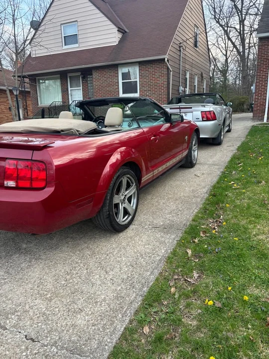 2009 Ford S197 Mustang - Image 2 of 5