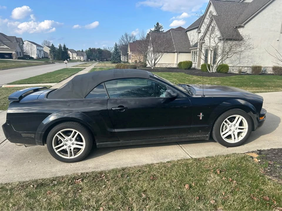 2009 Ford S197 Mustang - Image 3 of 7