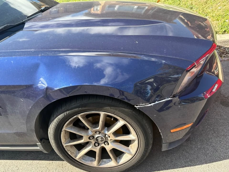 2009 Ford S197 Mustang - Image 2 of 3