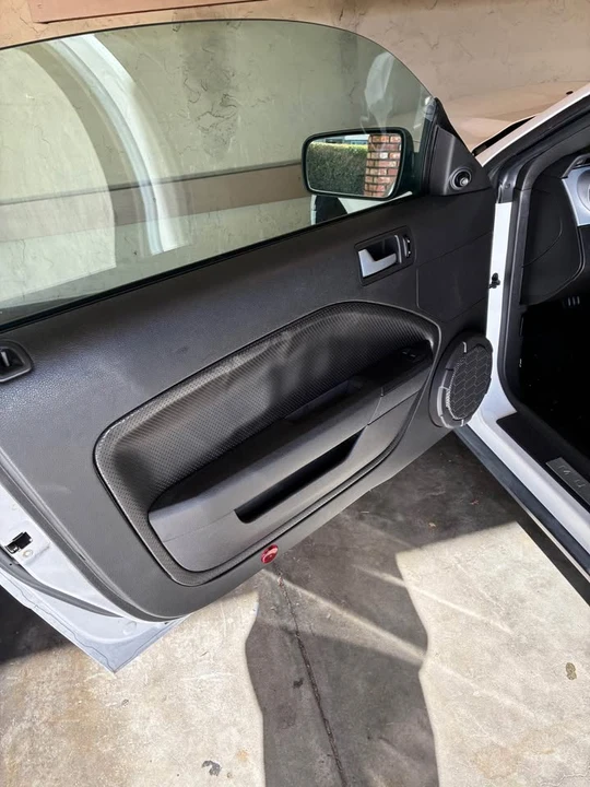 2009 Ford S197 Mustang - Image 10 of 17