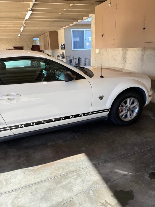 2009 Ford S197 Mustang - Image 3 of 17