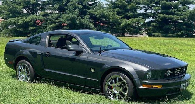 2009 Ford S197 Mustang - Image 4 of 8