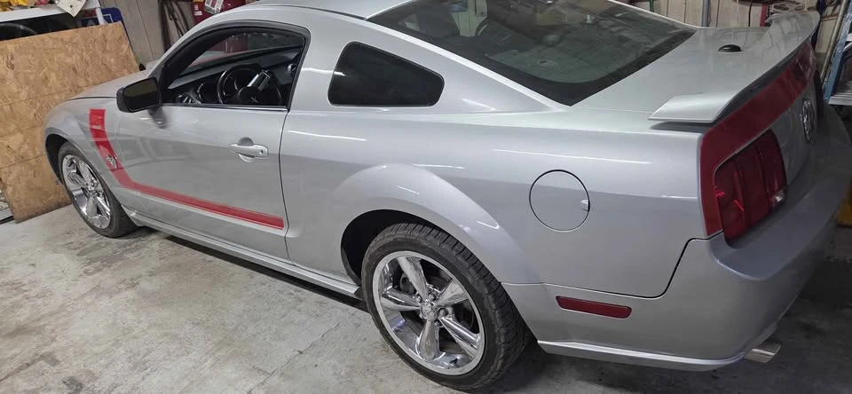 2009 Ford S197 Mustang - Image 4 of 5