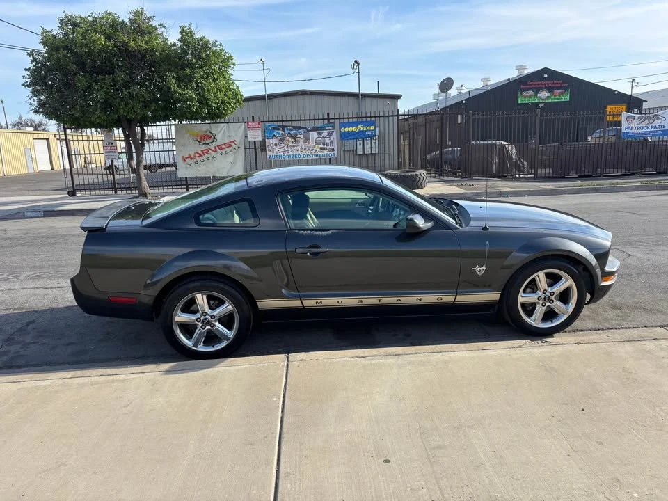 2009 Ford S197 Mustang - Image 4 of 10