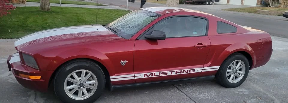 2009 Ford S197 Mustang - Image 3 of 4