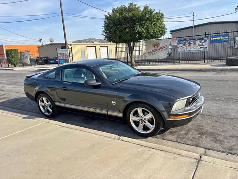 2009 Ford Mustang V6 Coupe