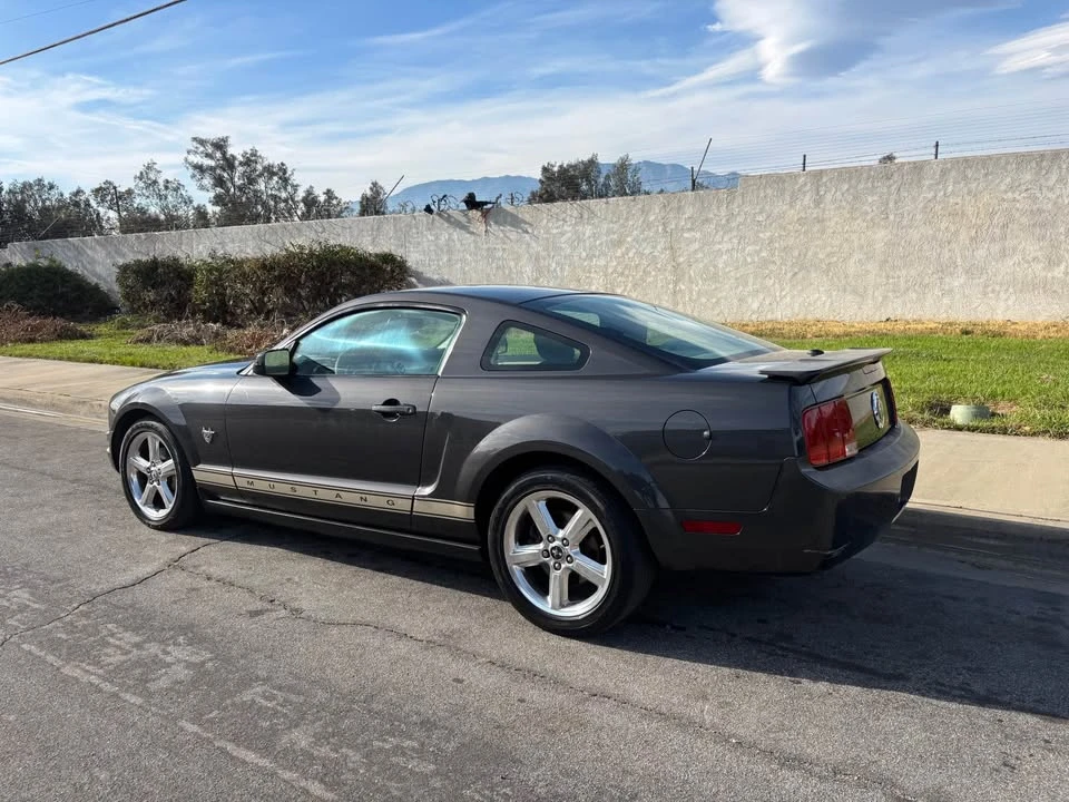 2009 Ford S197 Mustang - Image 5 of 10