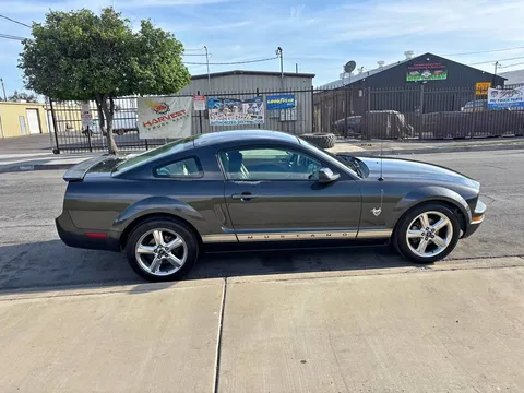 2009 Ford Mustang V6 Coupe