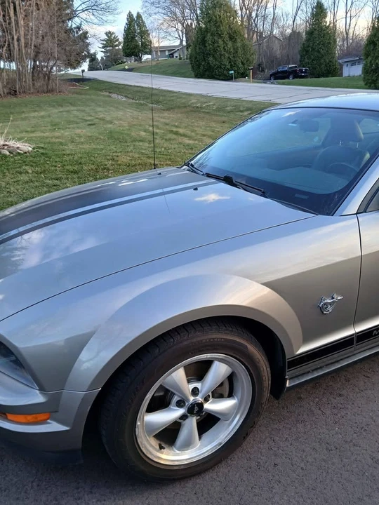 2009 Ford S197 Mustang - Image 4 of 16